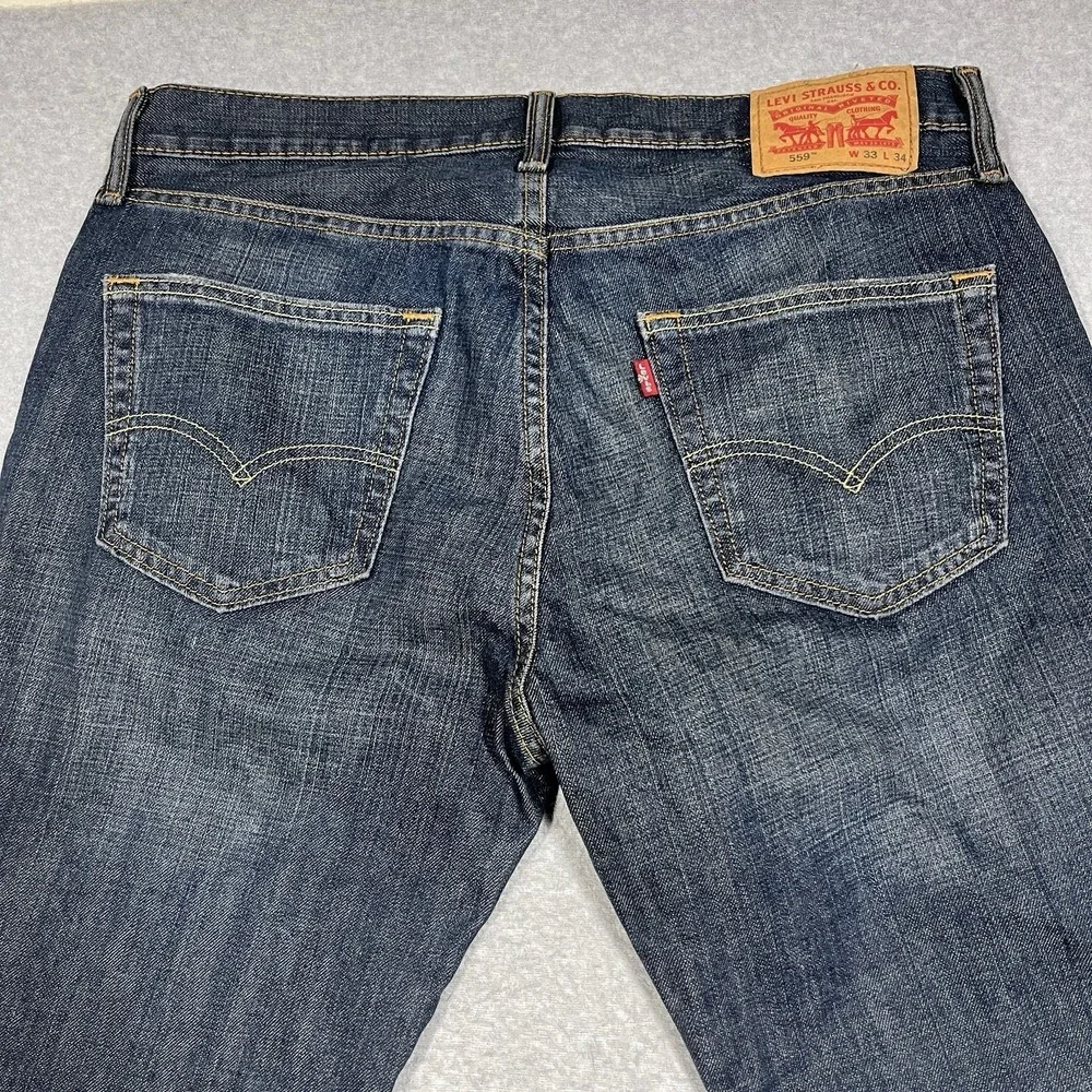 Levis Jeans Mens 33x34 (Fits 34x34) Blue 559 Relaxed Straight Dark Denim Cotton